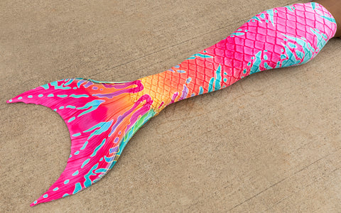 Classic Koi Discovery Fabric Tail