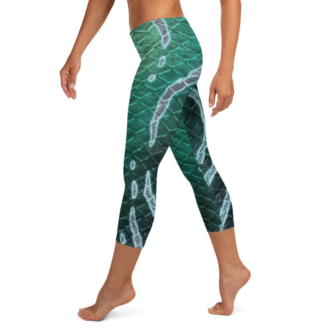 Classic Koi Capri Leggings